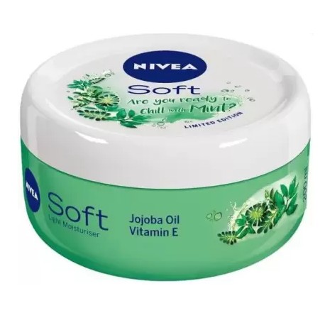 NIVEA Soft Light Moisturizer, Chilled Mint  (200 ml)