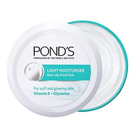 Pond's Light Moisturiser, 250 ml